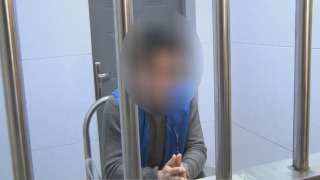 女生喝醉了被男子带回了家里