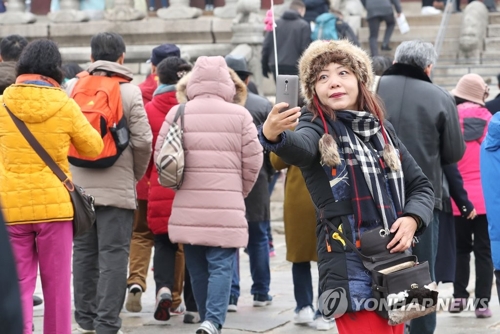 韩国大批游客取消旅游计划的原因探究