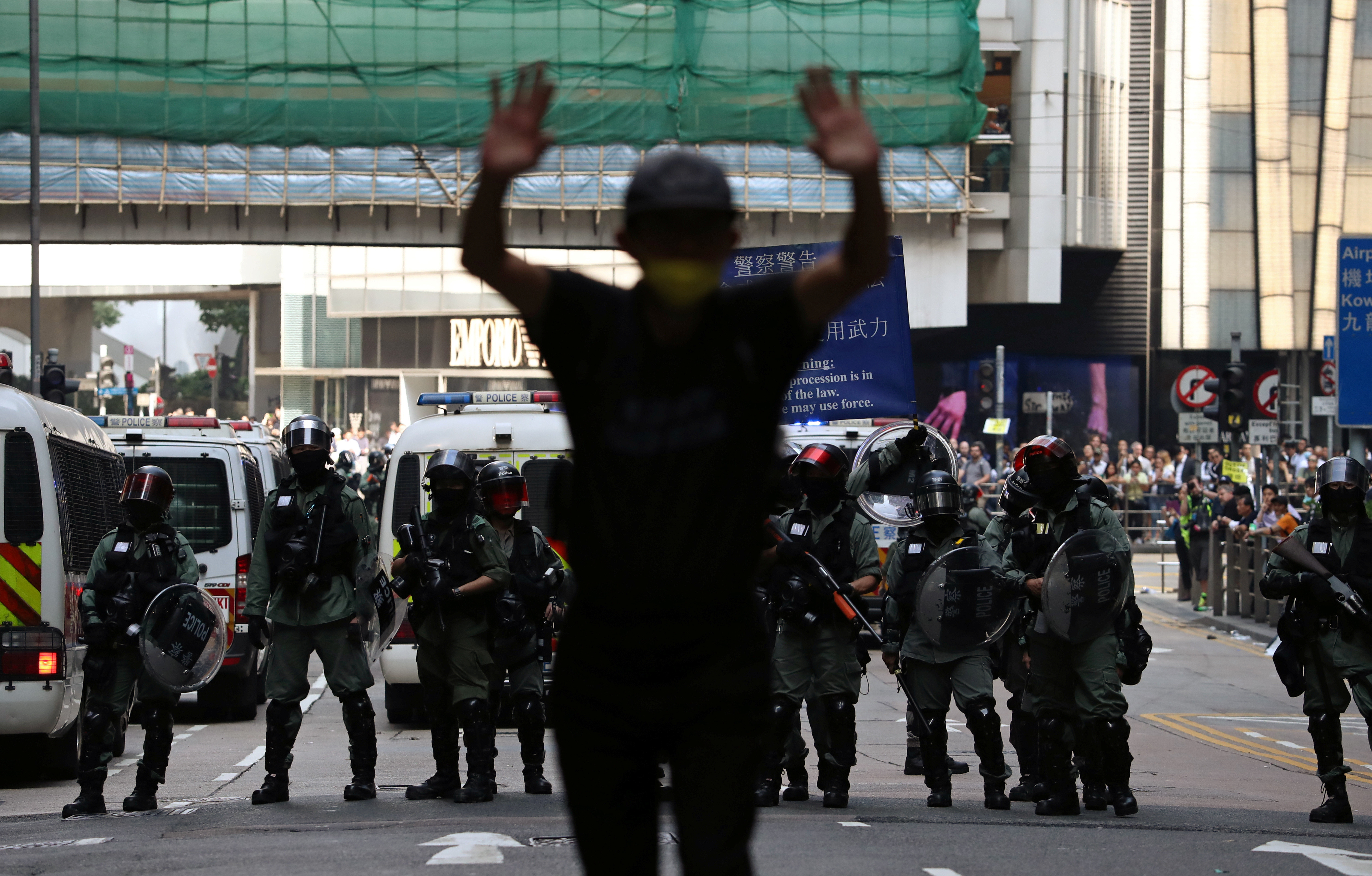 香港警队赴四川大学招募港生，筑梦警界，携手同行