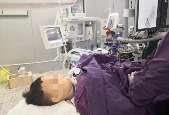 女子抽血浆后脑梗死，真相究竟如何？