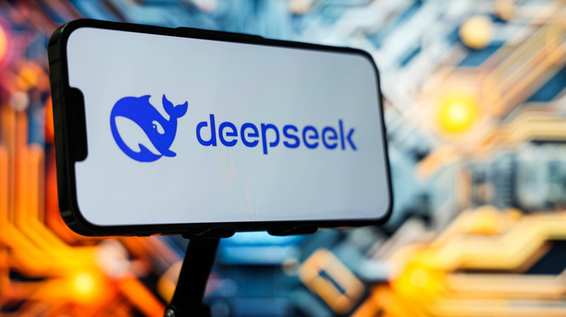 推荐，超越DeepSeek，掀起科技革新浪潮——央媒深度解读DeepSeek价值所在